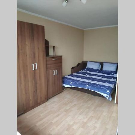 Small Apartment For 2 Kiev Exteriör bild